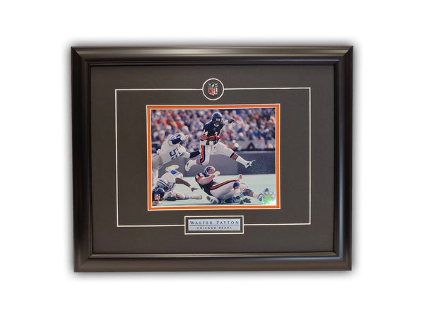 Walter Peyton - Chicago Bears 19x23 - Licensed Framed Print